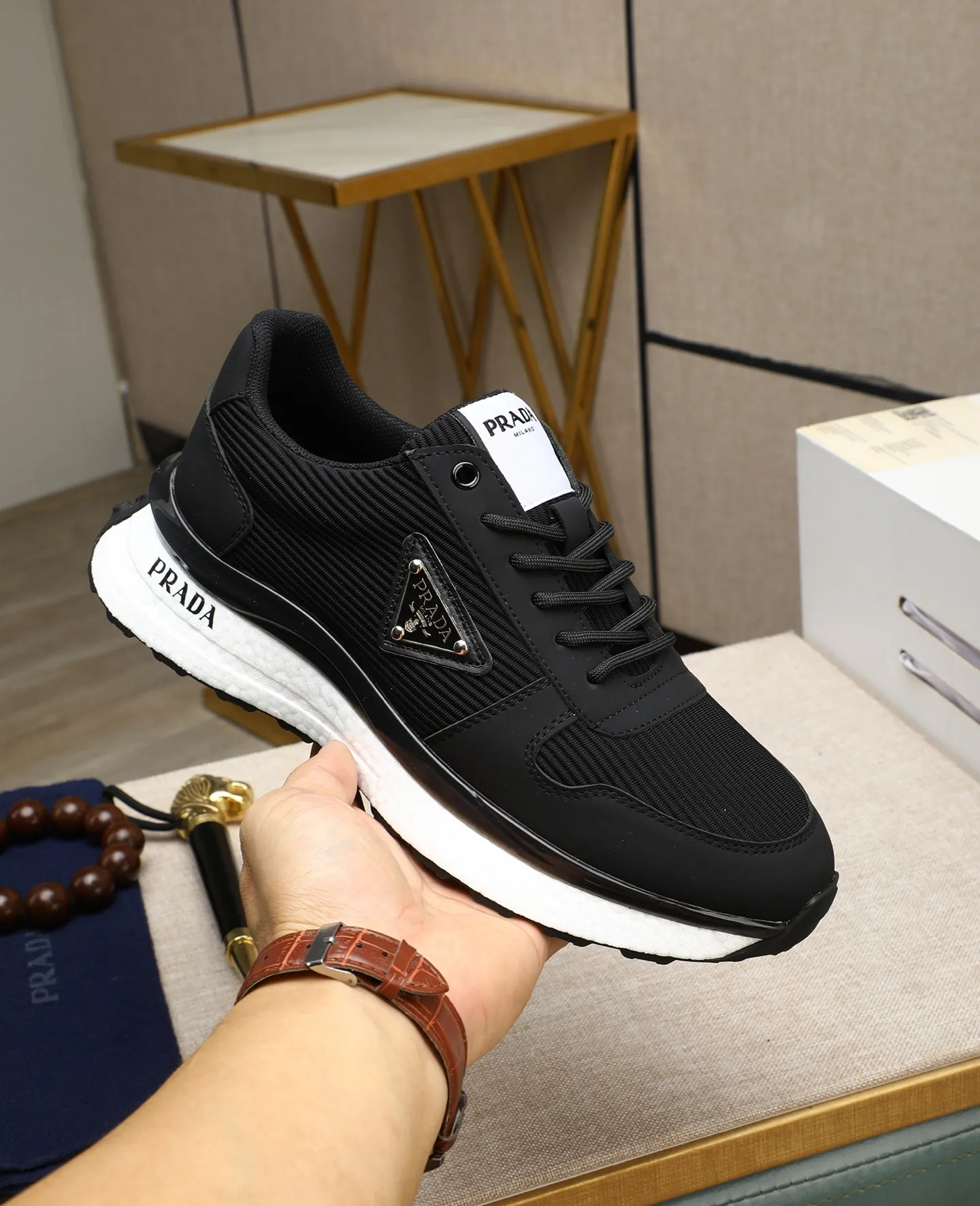 Men's shoes💰460🌹🌹[PRADA—Prada] latest model🙈original replica! 👟👟👟Available here. The workmanship is top-notch. The upper is made of Italian 🇮🇹Imported calfskin. ❗️Breathable genuine leather lining @Suitable for travel. The original version has an enlarged engraved sole, making it suitable for all kinds of travels, showing low-key luxury. Let quality speak for itself. Color: Size: 38-44